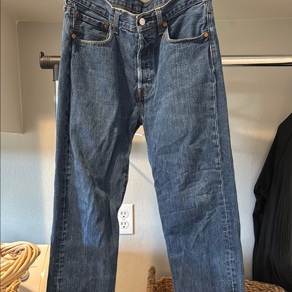 Levi’s Classic Blue Denim Jeans